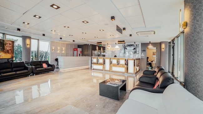 Slider image (6) Ballipinar Dental Centre